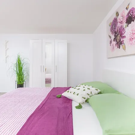 Apartment Mali