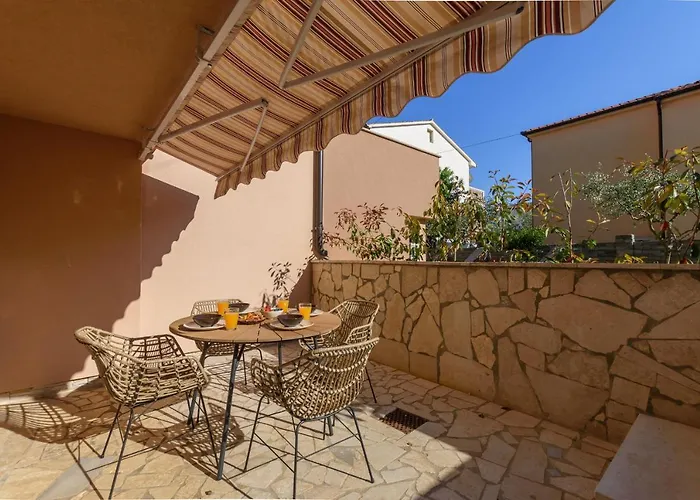 Mali Apartament *